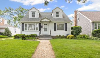 418 S Vail Ave, Arlington Heights, IL 60005