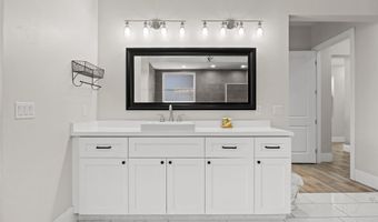 5865 Egan Crest Dr, Las Vegas, NV 89149