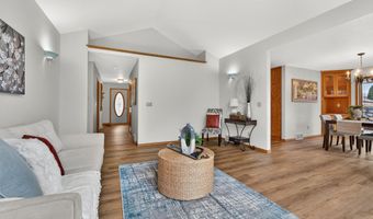 W2313 ST GERMAINE Court, Appleton, WI 54915