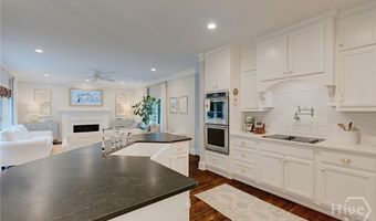 152 Thornhill Dr, Athens, GA 30607