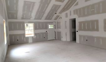 446 13th St, Acton, ME 04001