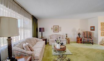 6904 EDWINA Ave NE, Albuquerque, NM 87110