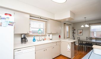 112 NW Des Moines St, Ankeny, IA 50023