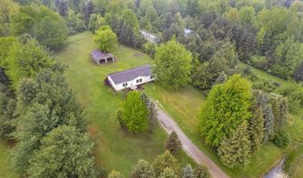 2100 Rowe, Applegate, MI 48401
