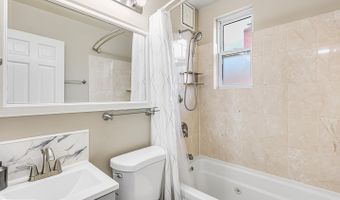 4719 25TH St N, Arlington, VA 22207