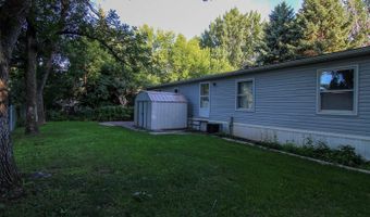 443 Piccadilly Cir, Bismarck, ND 58504