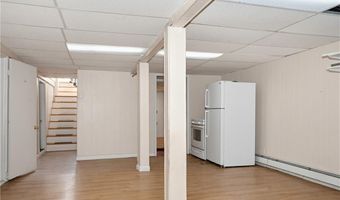 525 Willett Ave, East Providence, RI 02915