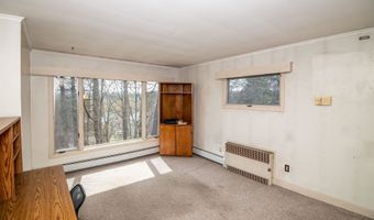 341 Tremont St, Barre, VT 05641