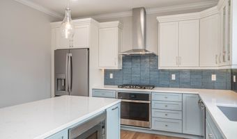 941 High Rd, Berlin, CT 06037