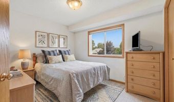 11350 53rd St NE, Albertville, MN 55301