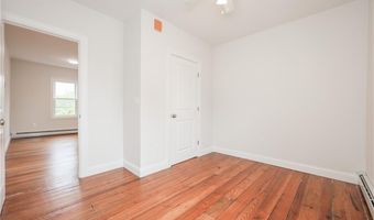 529 Wood St 3, Bristol, RI 02809