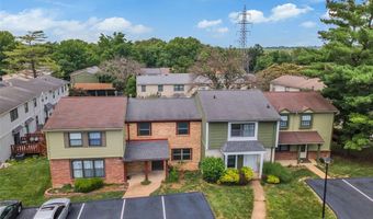 13351 Hiddencrest Ln, Ballwin, MO 63021