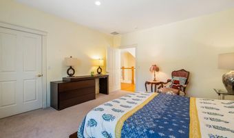 1026 Essex St, Bangor, ME 04401