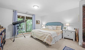 27 Colonel Wilkins Rd, Amherst, NH 03031