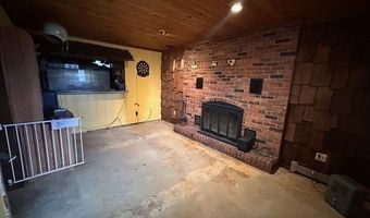 38 Locust Dr, Babbitt, MN 55706