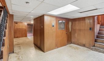 400 Thames St, Bristol, RI 02809