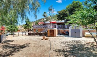 1026 Arnold Way, Alpine, CA 91901
