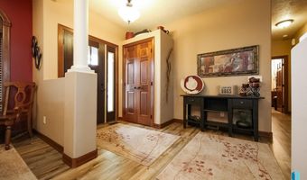 1809 W Ashton Trl, Brandon, SD 57005