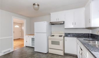 189 Poplar Dr, Cranston, RI 02920