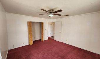 808 13th St, Abernathy, TX 79311