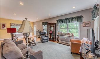 111 Middle St, North Kingstown, RI 02852