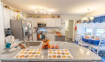 19230 Sterling Dr, Abingdon, VA 24211