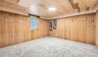2712 9th Ave, Anoka, MN 55303