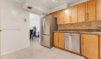 2780 NE 183rd St 109, Aventura, FL 33160