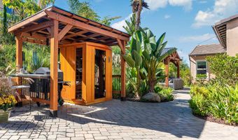 6658 Thrasher Pl, Carlsbad, CA 92011