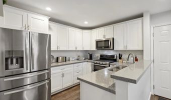 6951 Quiet Cove Dr, Carlsbad, CA 92011