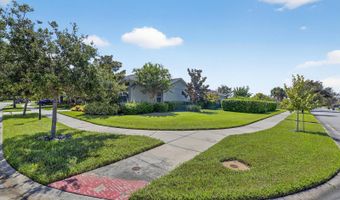 6903 Crestpoint Dr, Apollo Beach, FL 33572
