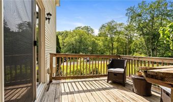 28 Narragansett Rd, Cumberland, RI 02864