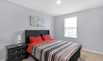 39 Thoreau Dr, Ashville, OH 43103