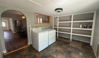 451 N Carrington Ave, Buffalo, WY 82834