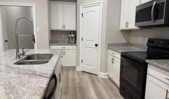 822 Palmetto Point Dr, Baton Rouge, LA 70820