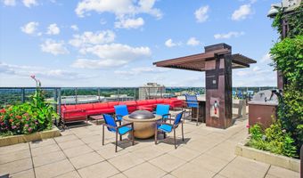 851 N GLEBE Rd 718, Arlington, VA 22203