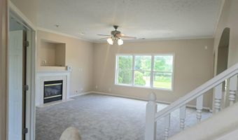 3019 Shadow Lake Dr, Indianapolis, IN 46217
