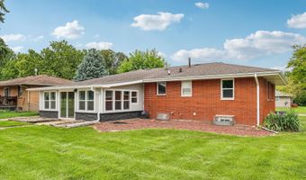 621 SE 4th St, Ankeny, IA 50021