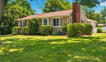 1 Teakwood Dr, Cumberland, RI 02864