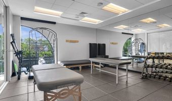 1000 W Island Blvd 1206, Aventura, FL 33160