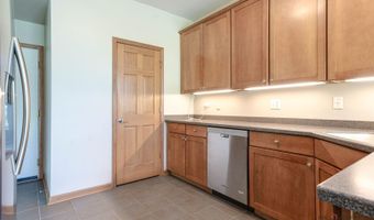 2636 Pondview Dr, Algonquin, IL 60102