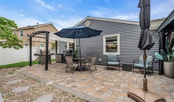 103 Idlewild Ln, Aberdeen, NJ 07747
