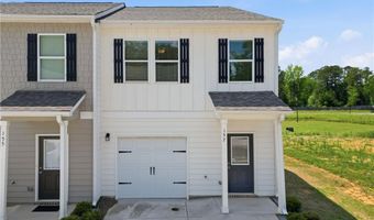 157 Village Green Dr, Adairsville, GA 30103