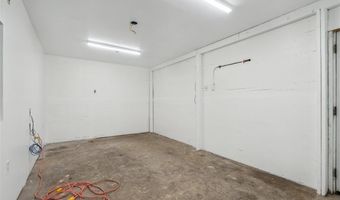 5276 Oakcrest Hill Rd SE, Riverside, IA 52327