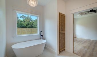 619 Texas St, Sulphur Springs, TX 75482