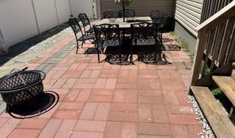 92 Woodland Dr, Aberdeen, NJ 07735