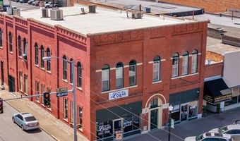 202 W Main St, Ardmore, OK 73401