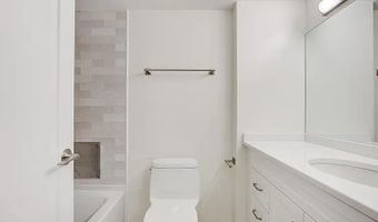 555 E William St 16G, Ann Arbor, MI 48104