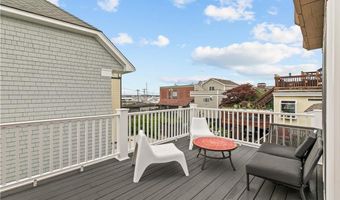 491 Thames St, Newport, RI 02840