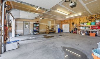 14472 Puzzey Rd, Albion, NY 14411